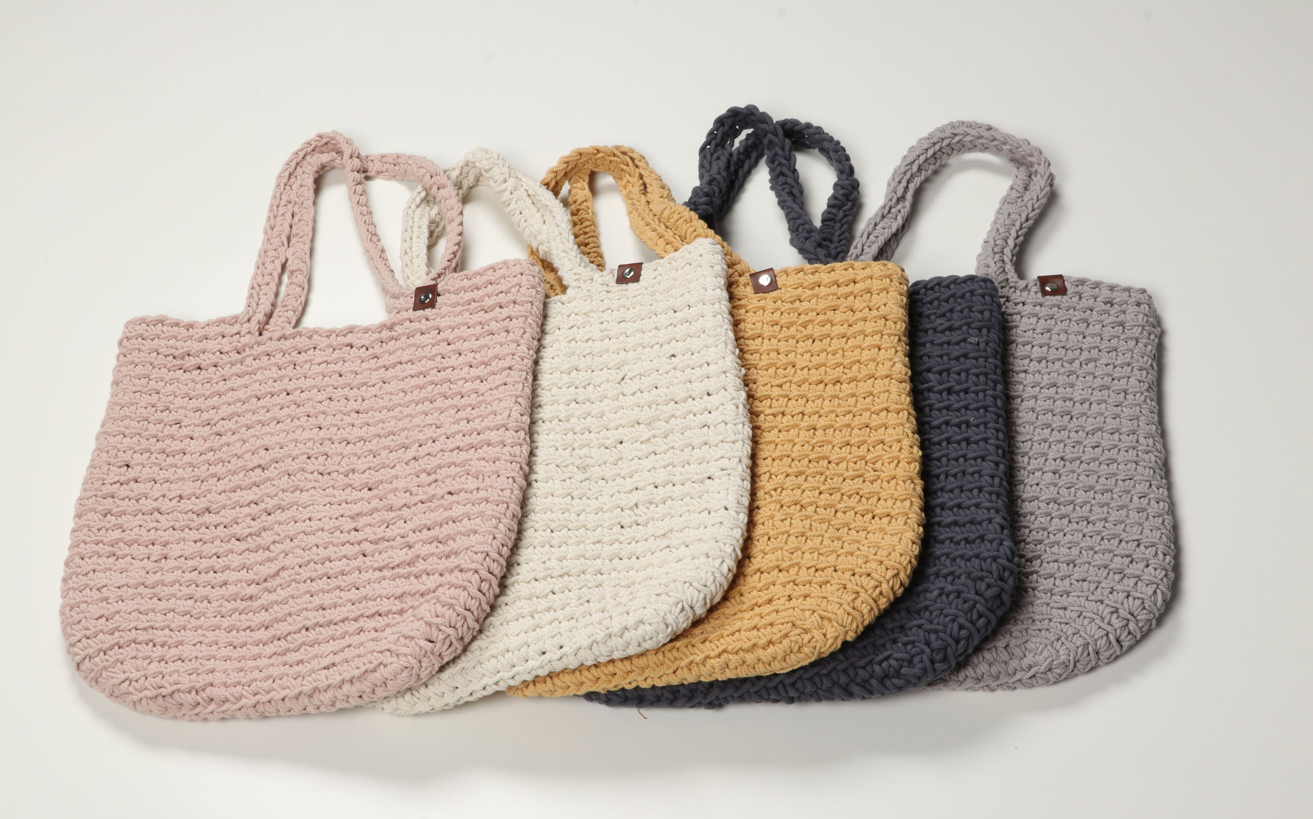 Scandinavian style crochet discount tote bag pattern