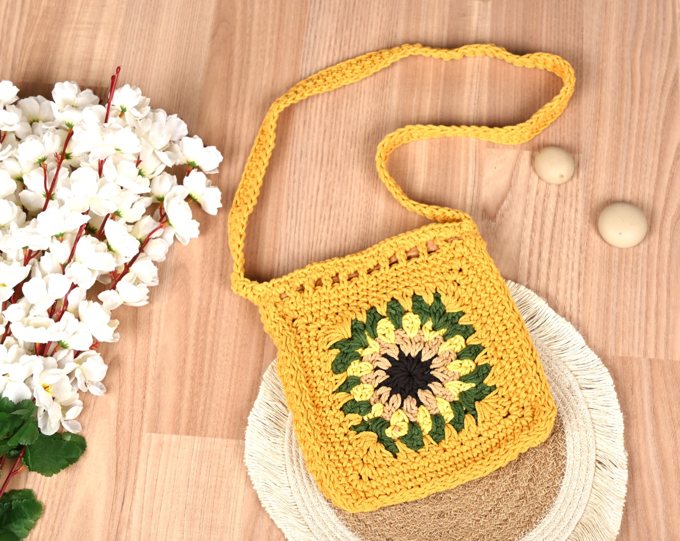 Buy Chunky Crochet Crossbody Saddle Bag Pattern Sling Bag T-shirt Yarn  Crochet Pattern the Hudson Valley Bag Online in India - Etsy